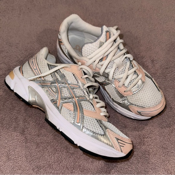 ASICS 1130 White Pure Silver Size 7 Women’s - Picture 3 of 6